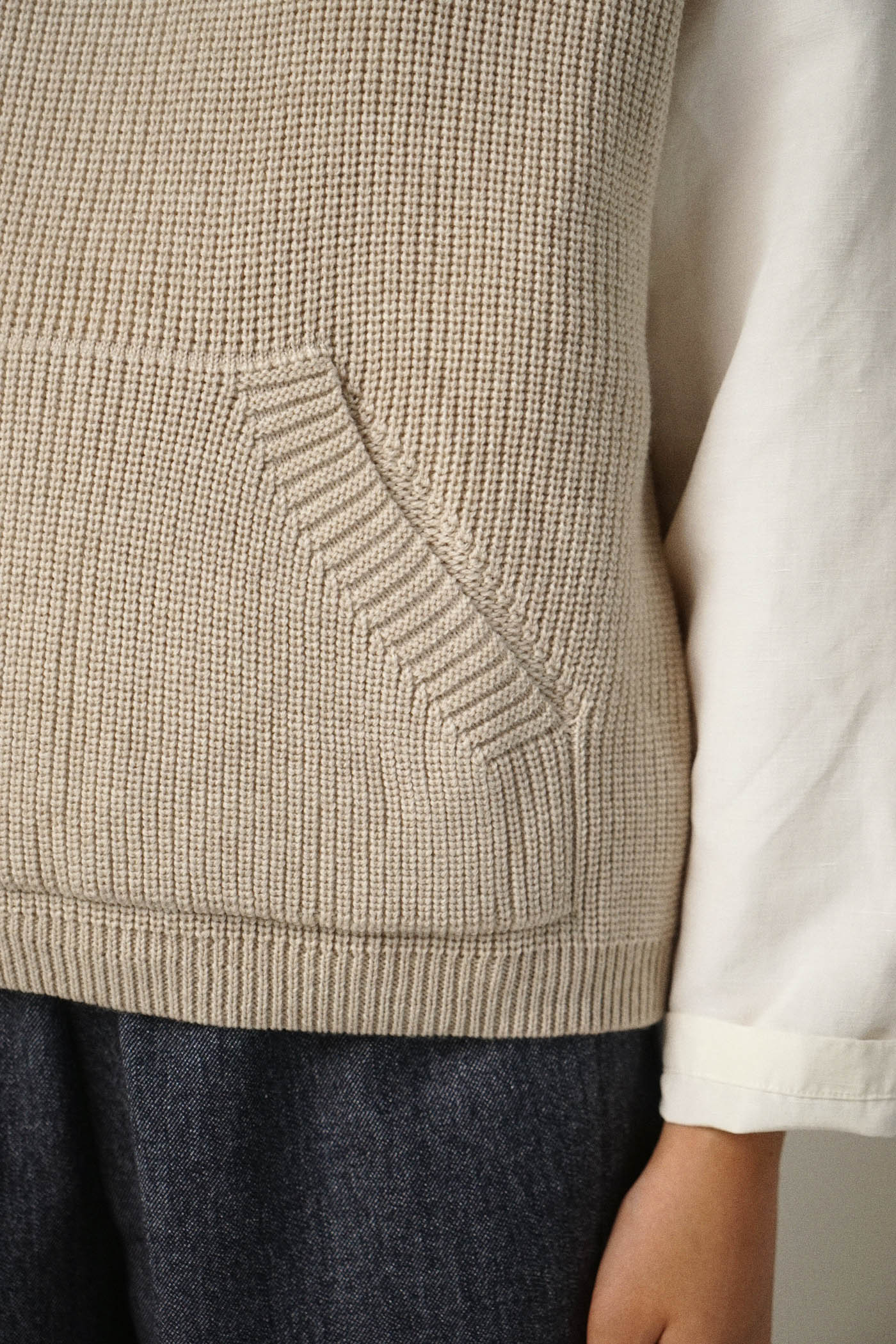 Vest Hoodie | beige