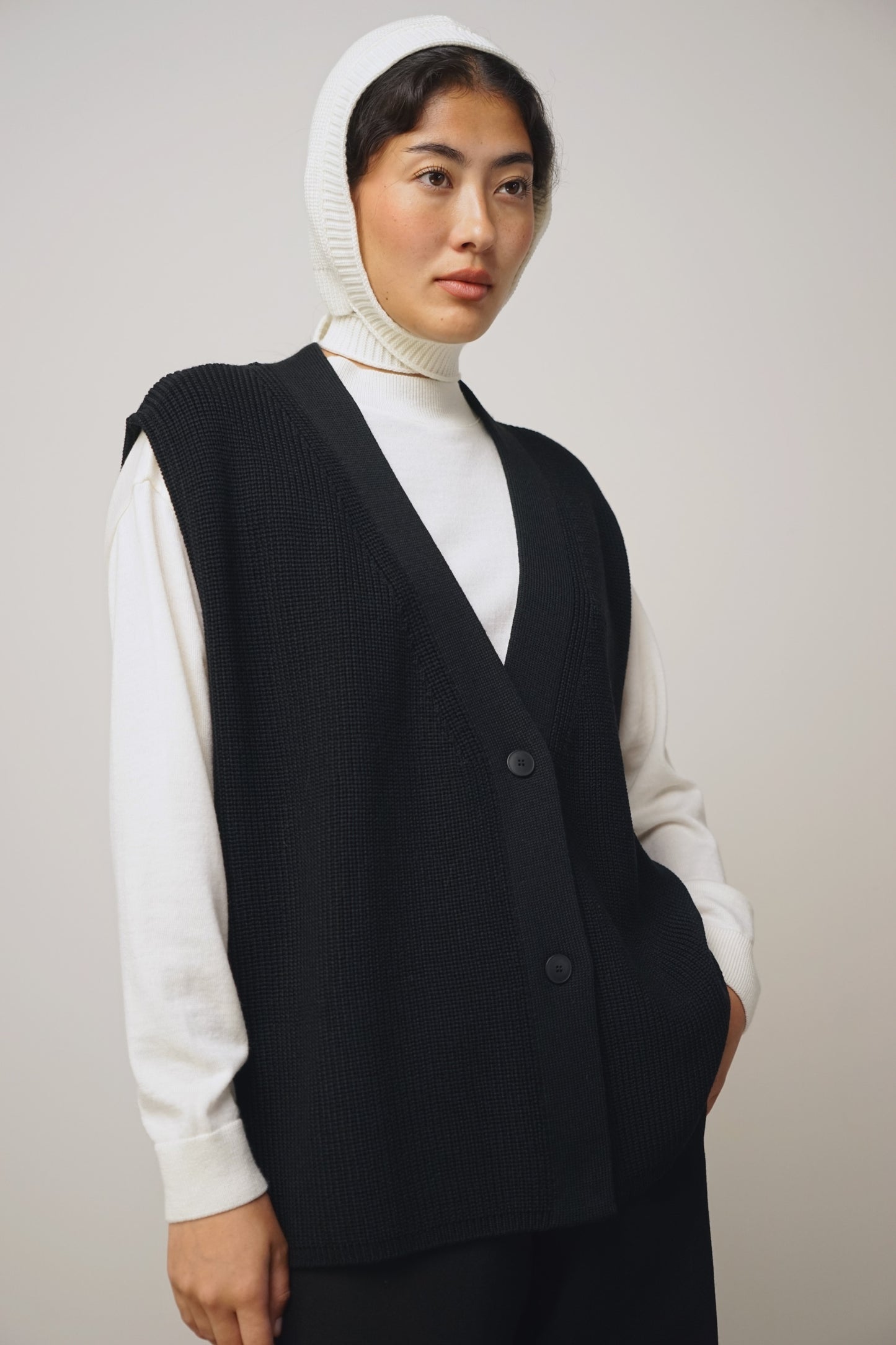 Vest long | black (1 Stk verfügbar)