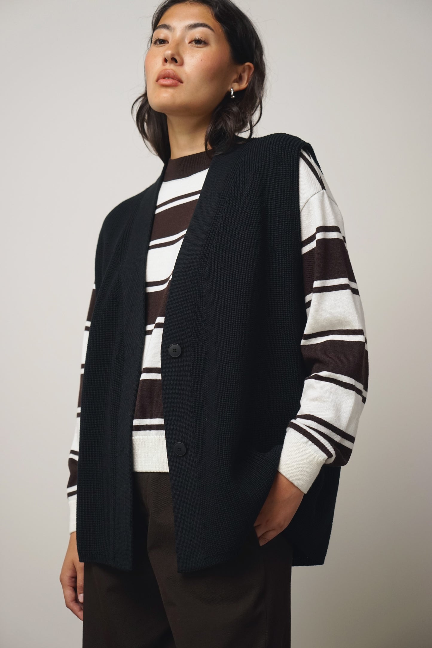 Vest long | black (1 Stk verfügbar)