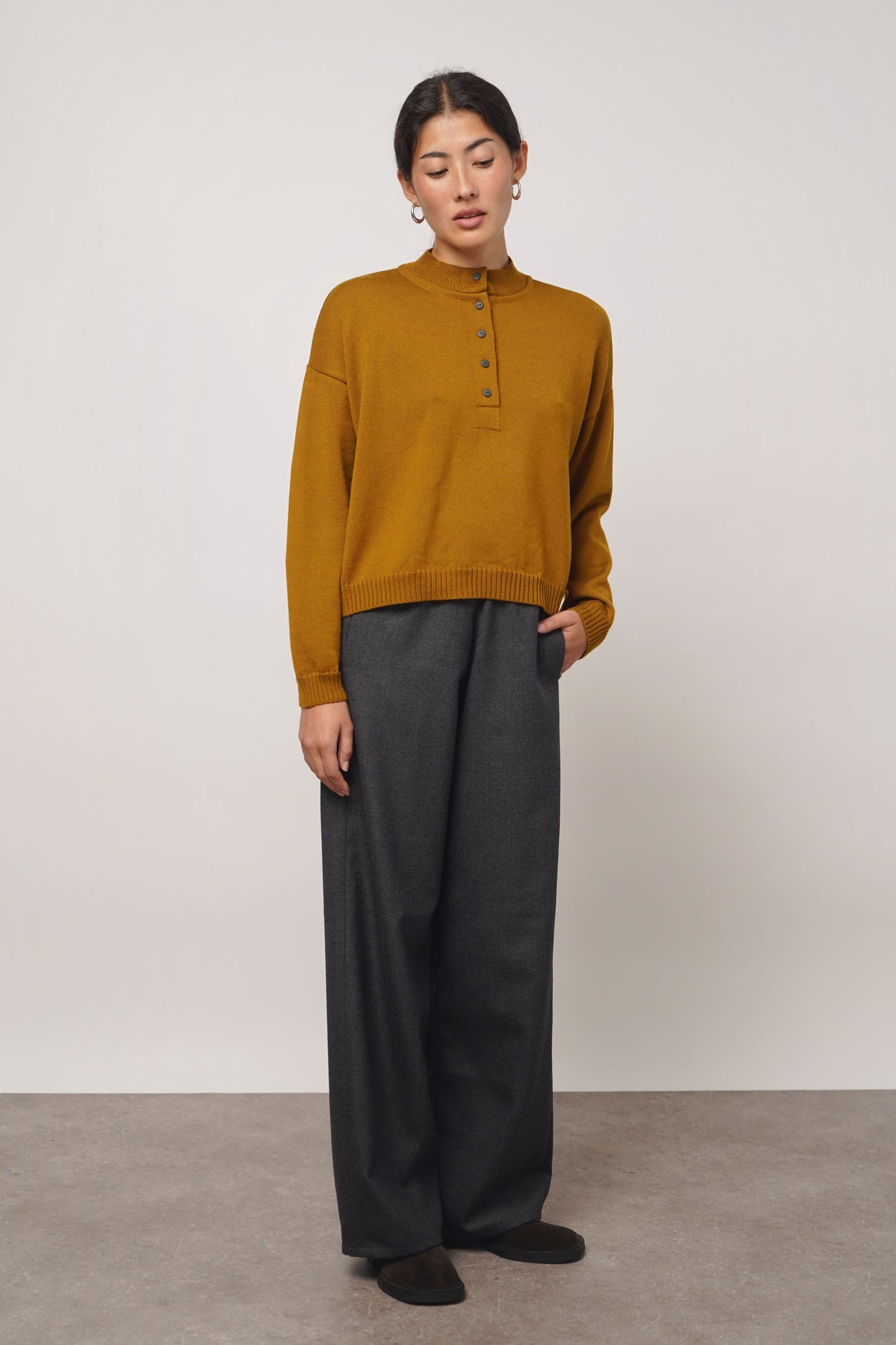 Pullover button | gold
