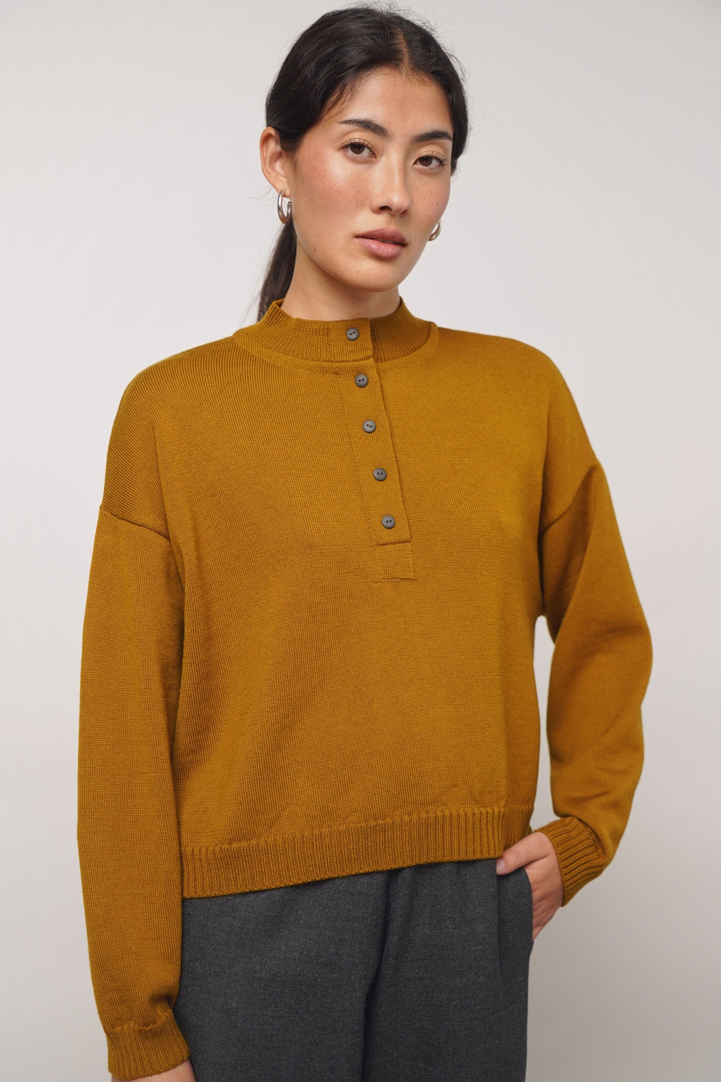 Pullover button | gold