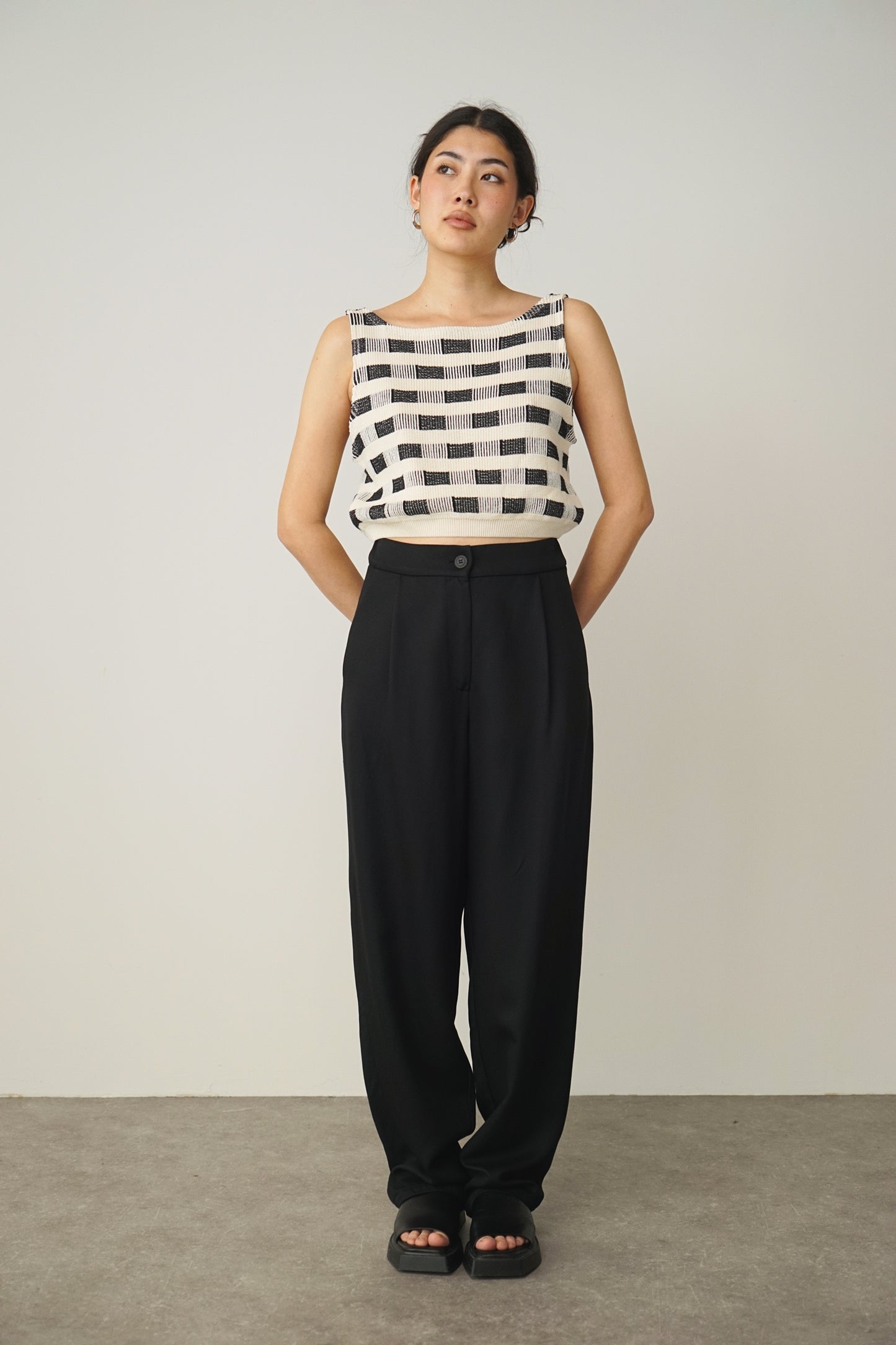 Pants pleats | black