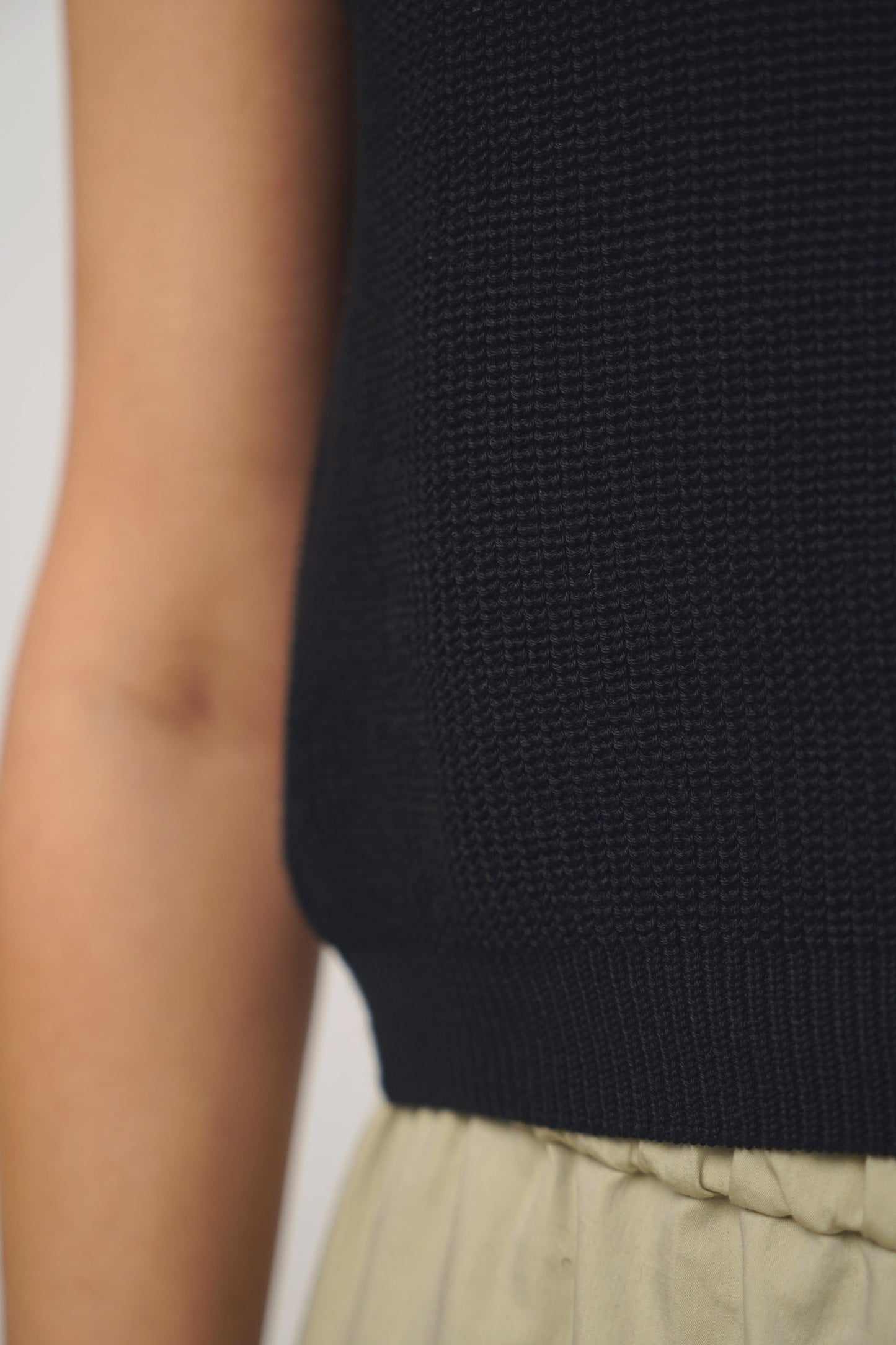 Top | black PRE ORDER