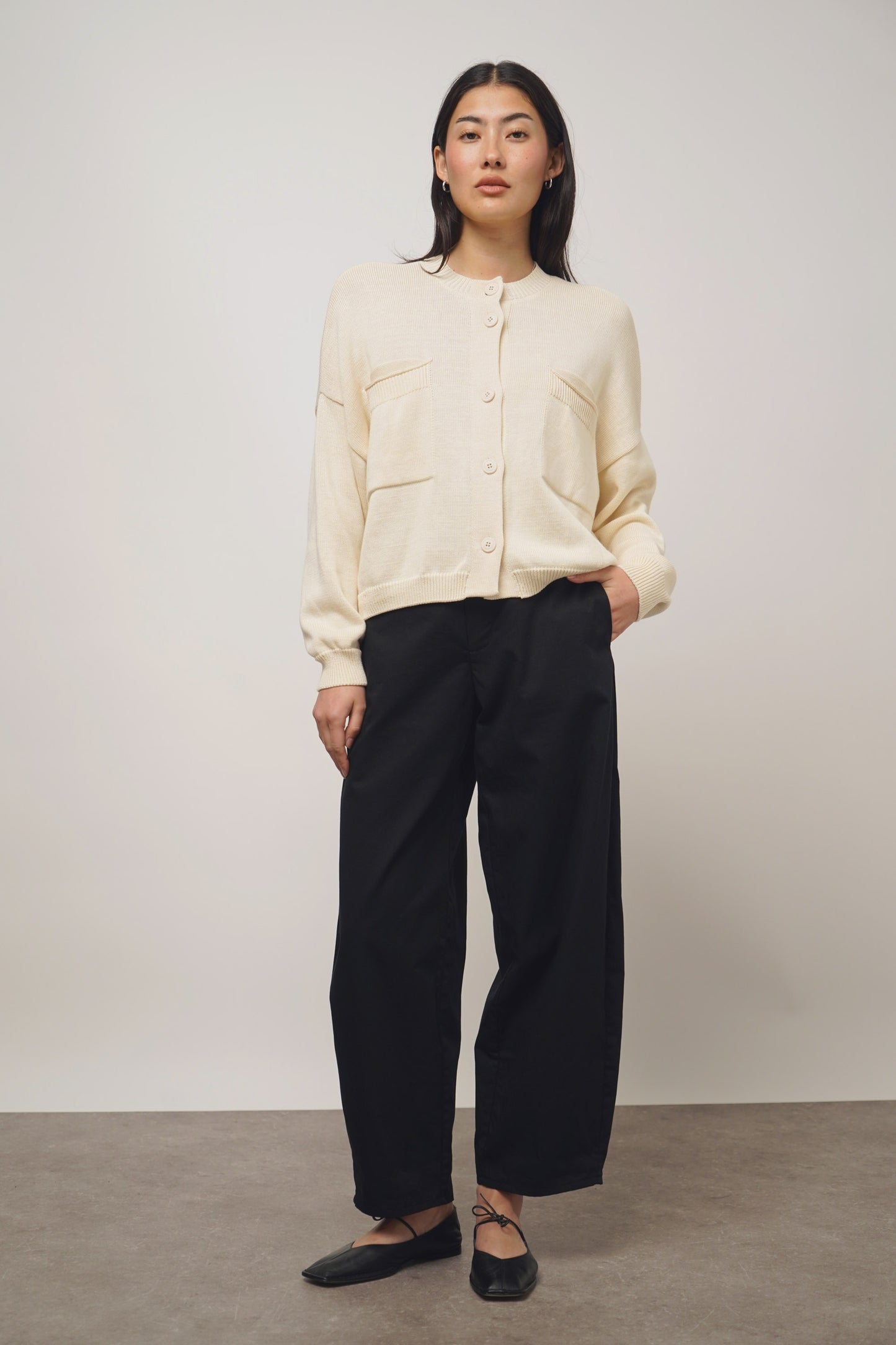 Cardigan pockets | natural