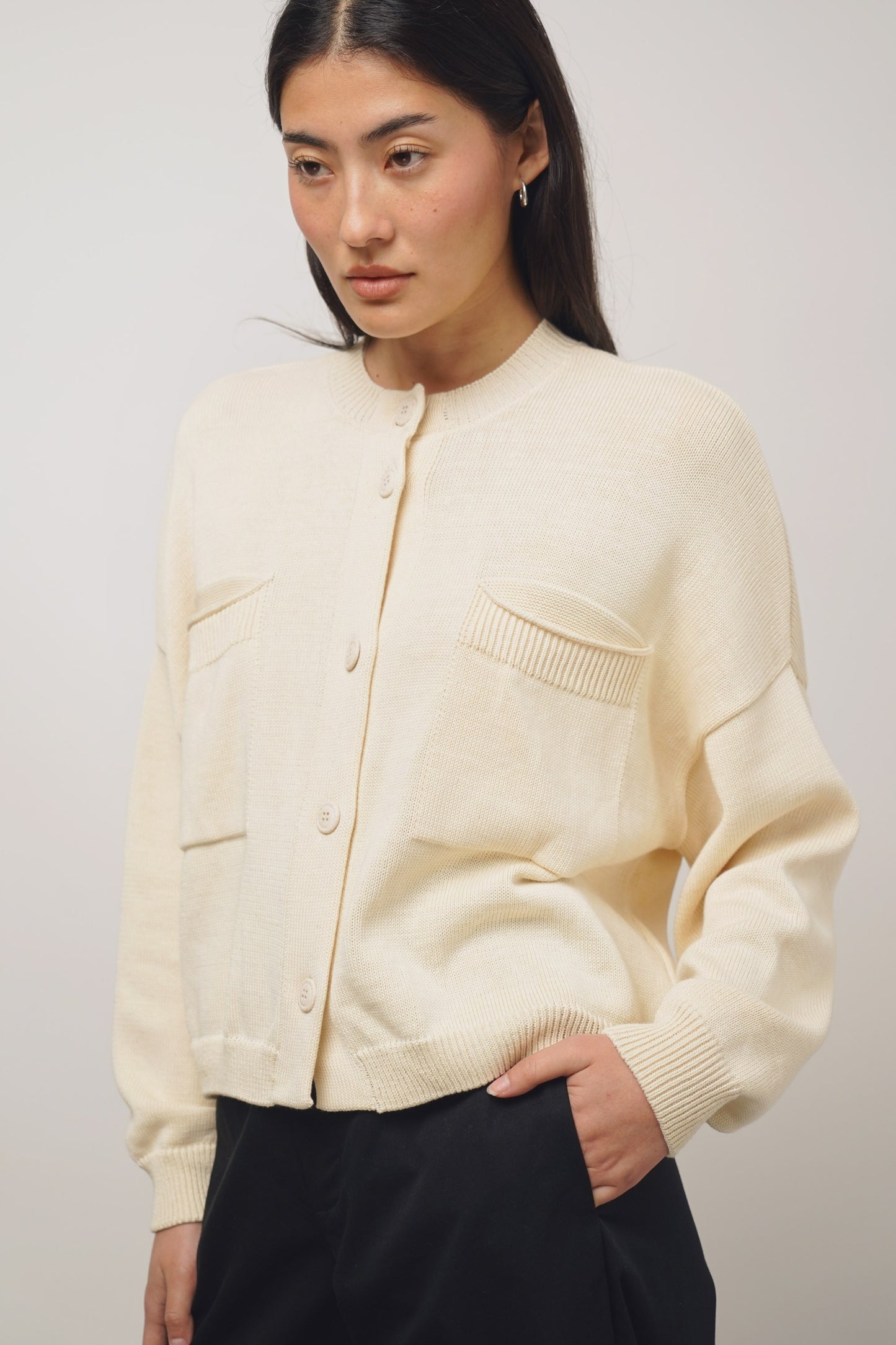 Cardigan pockets | natural