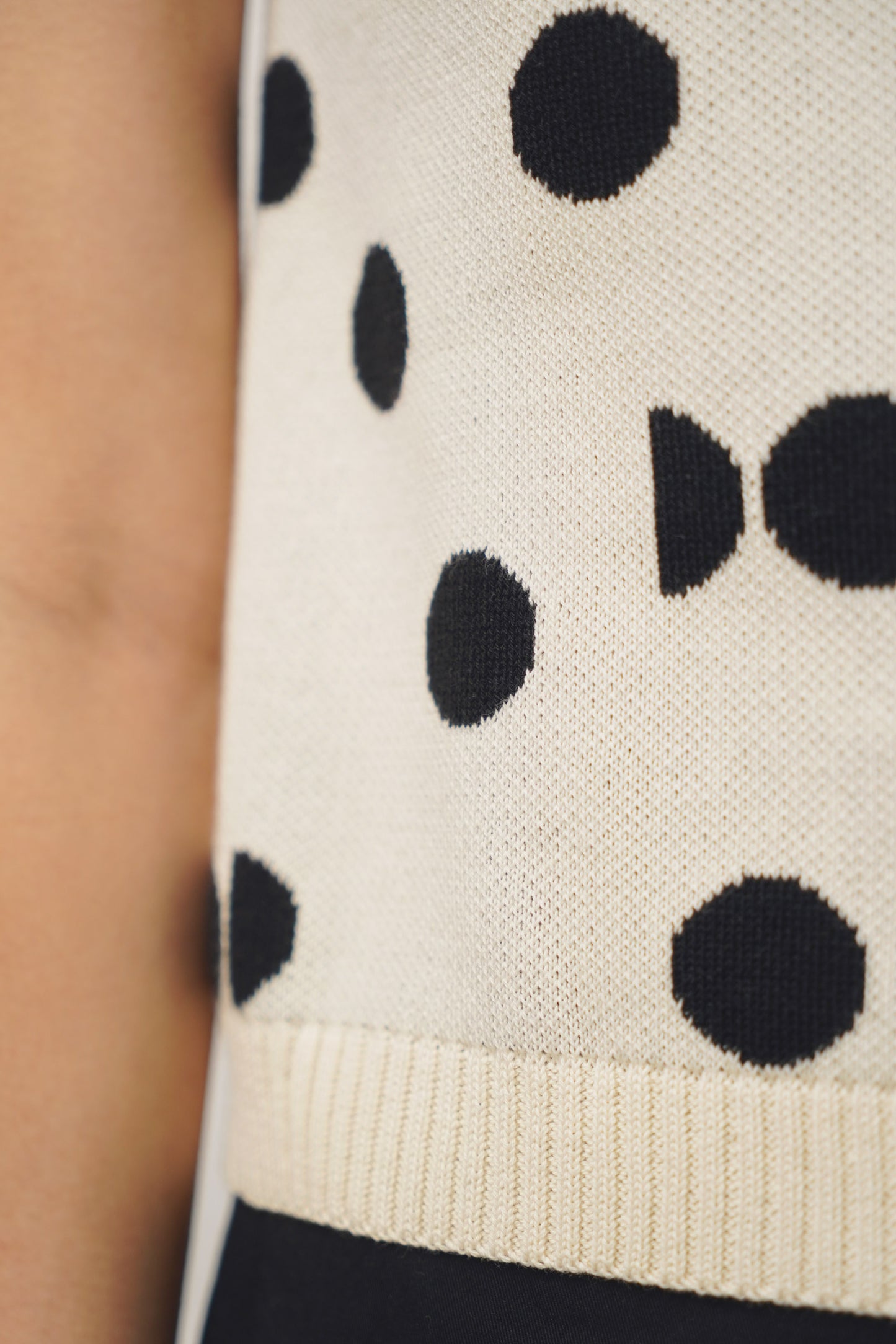 Top dots | natural-black
