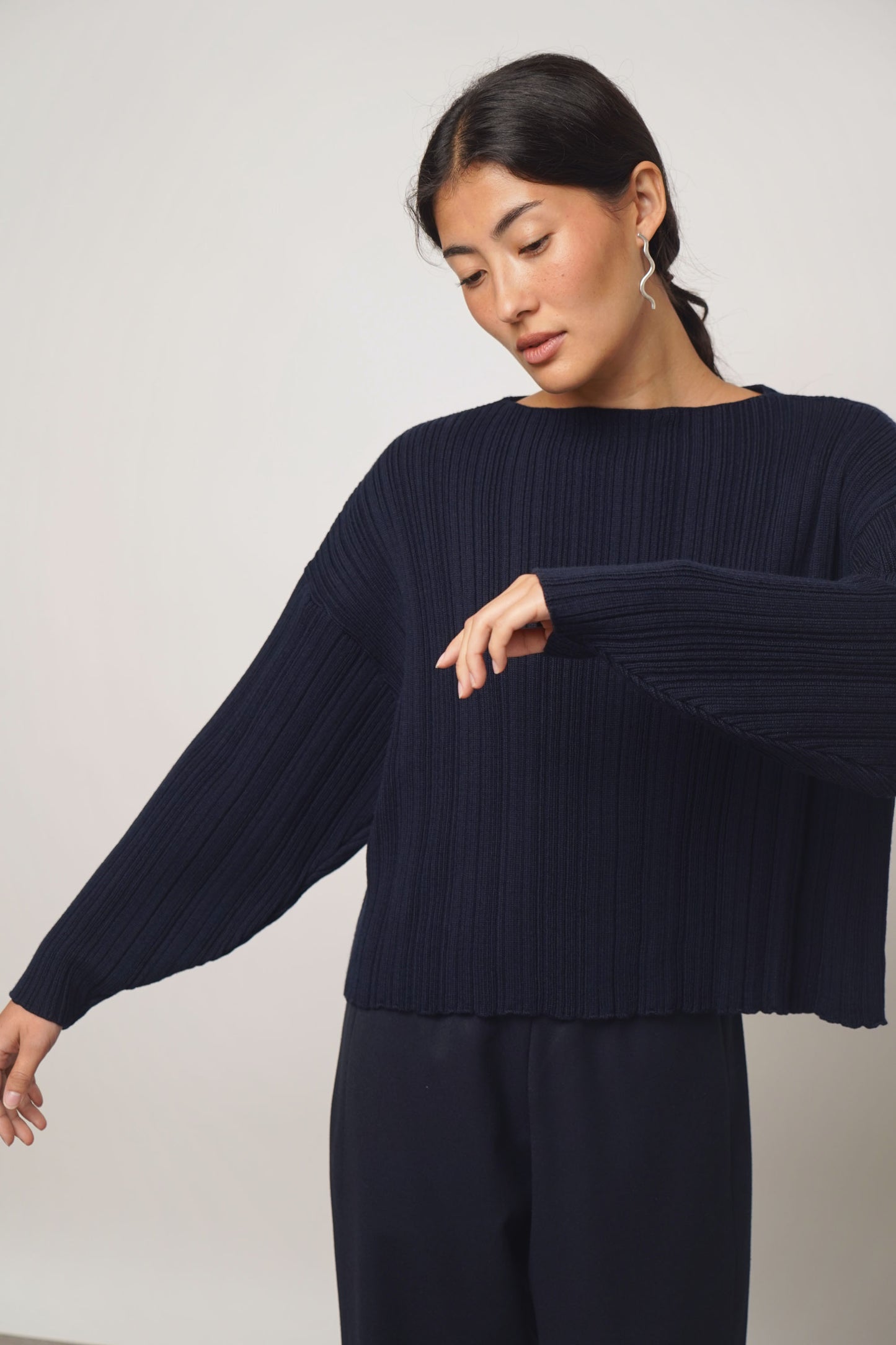 Pullover pleats | midnight