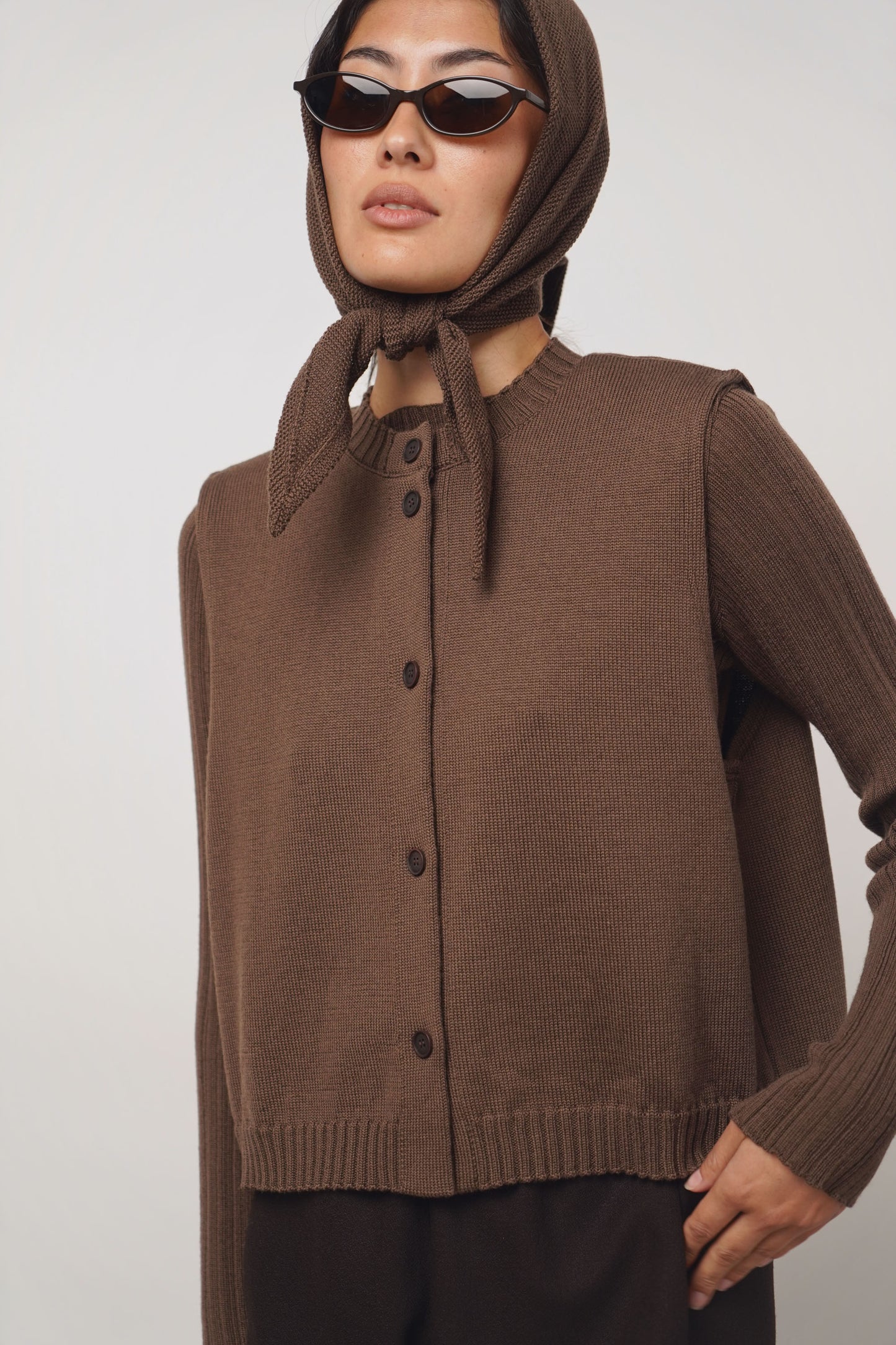 Vest | chocolate