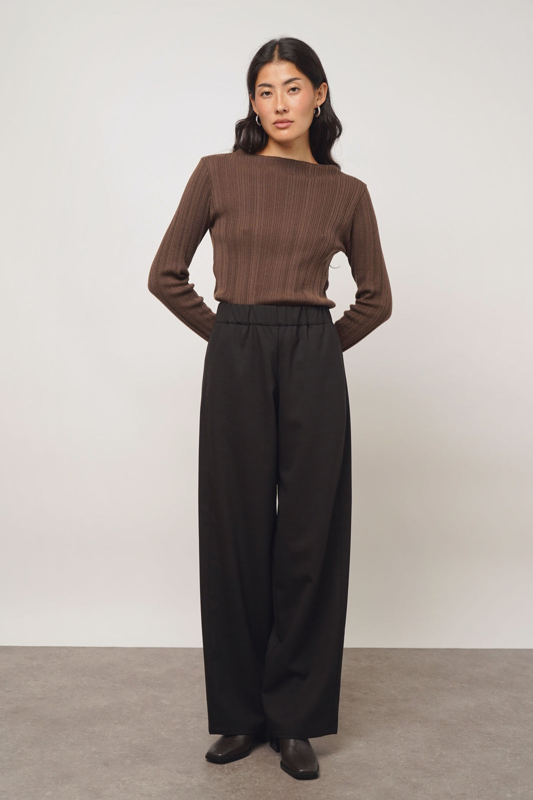 Pants straight | dark brown