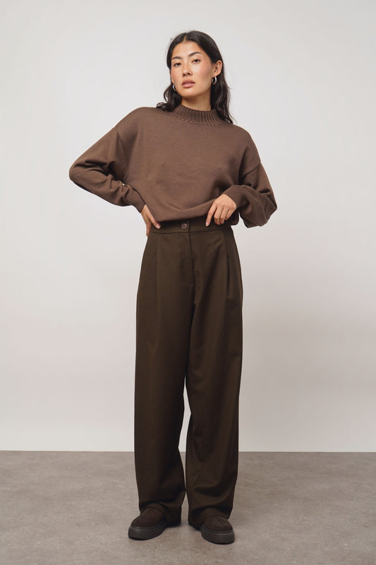 Pants pleats | coffee