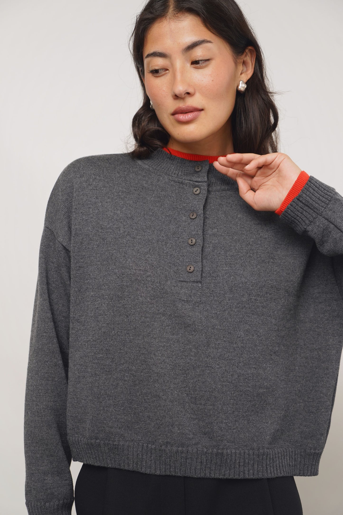 Pullover button | anthra