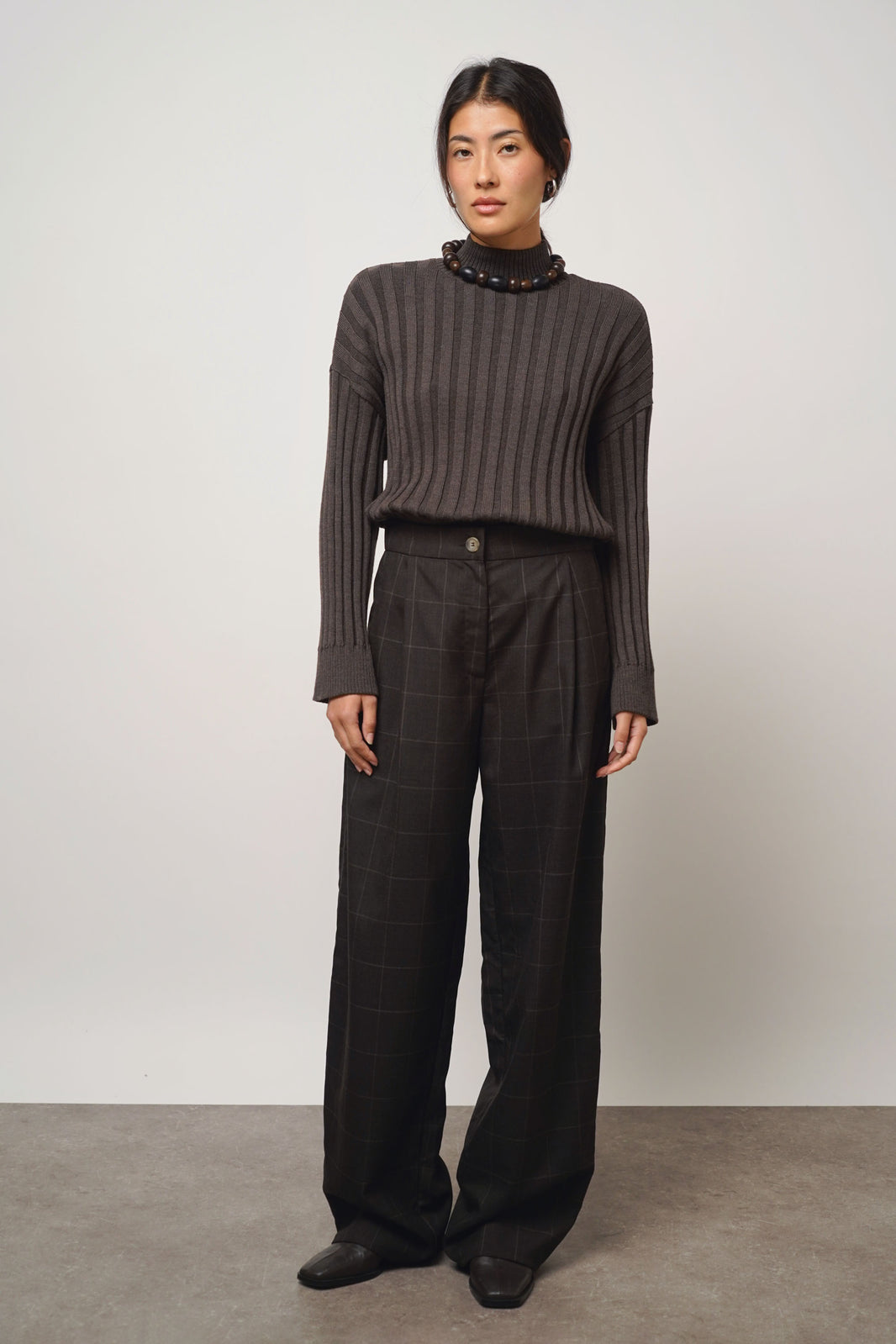 Pants pleats | mocha