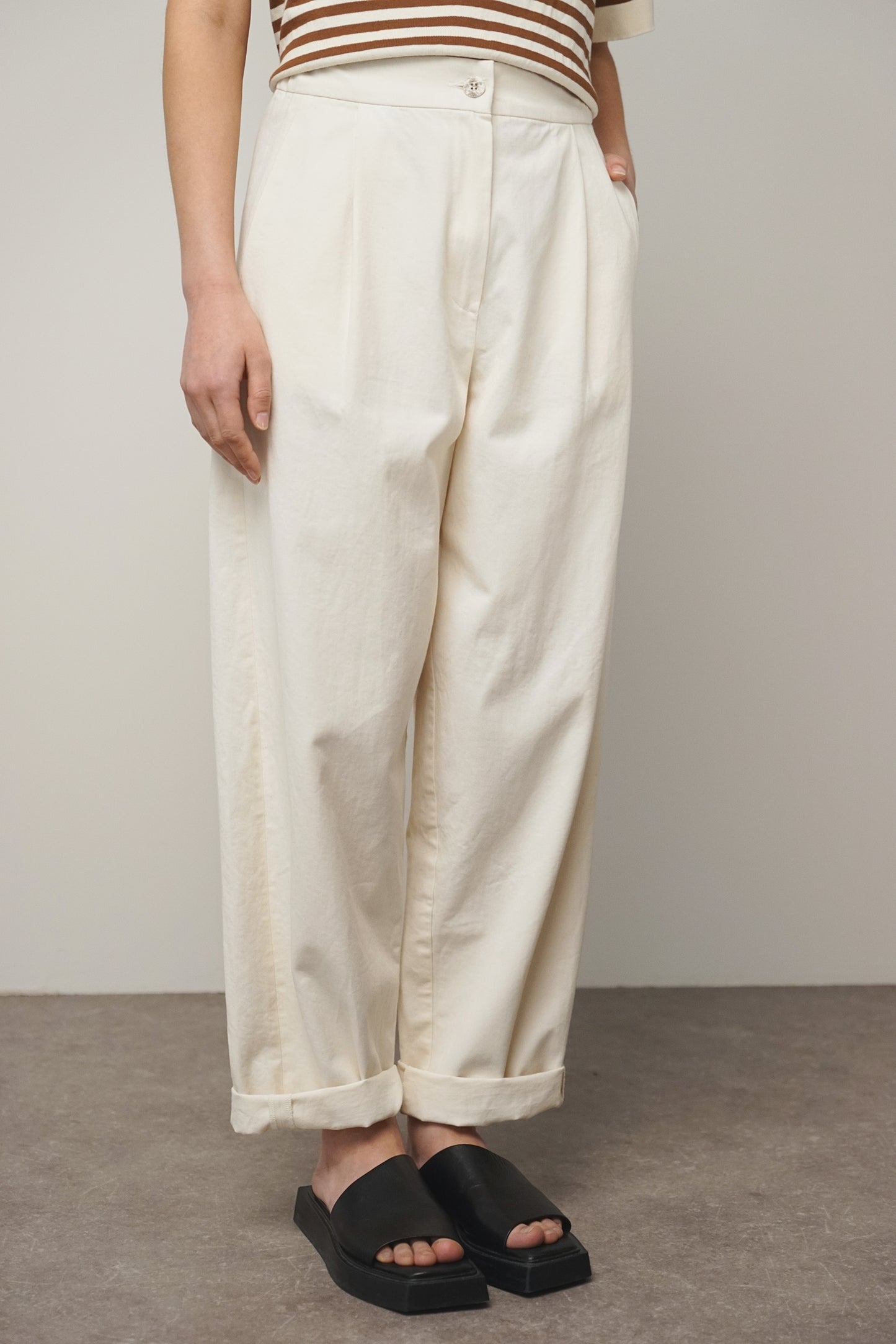 Pants pleats | natural