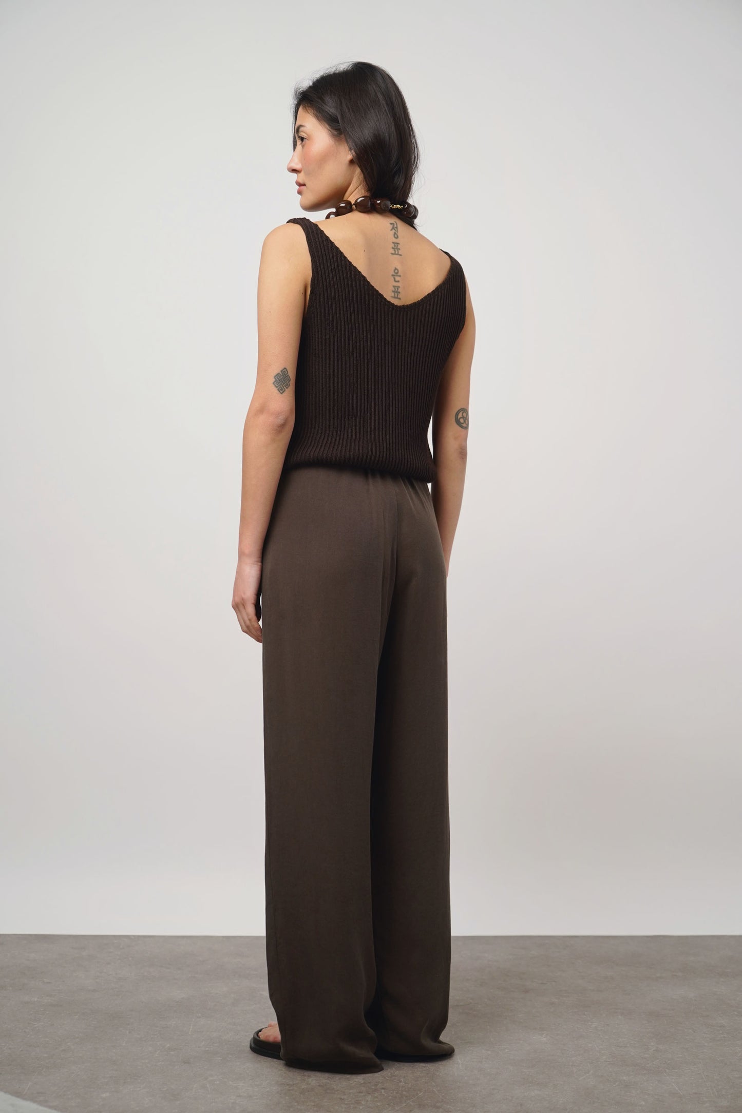 Pants pleats | mocha