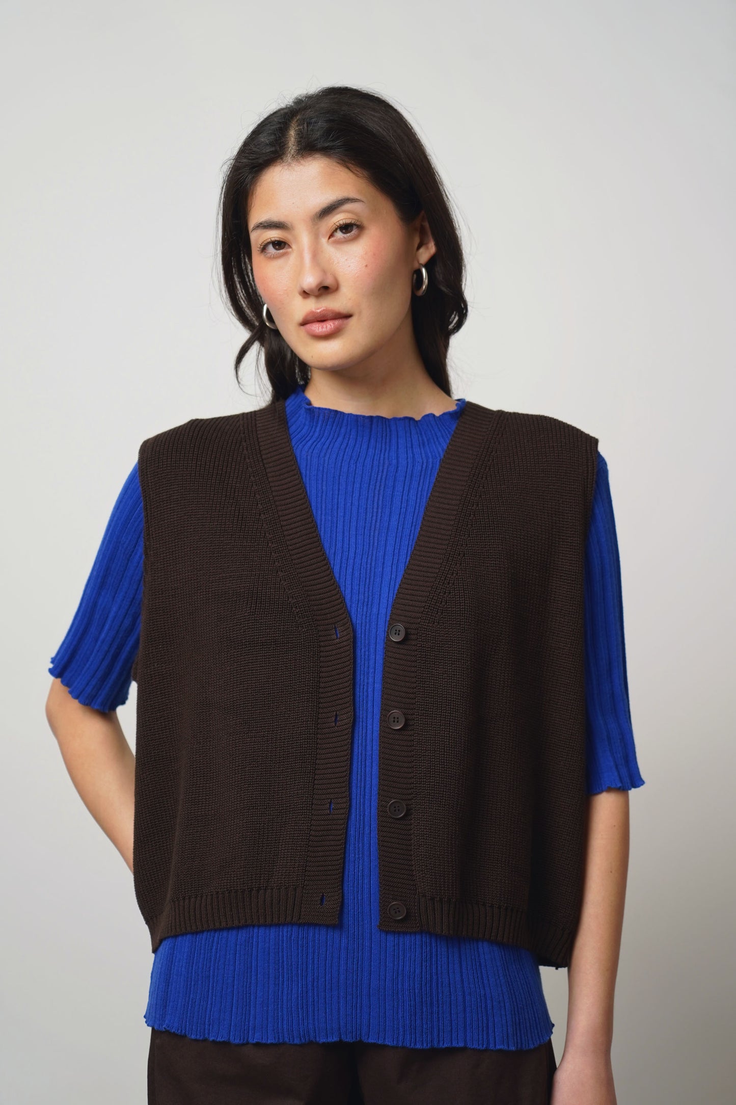 Vest | espresso