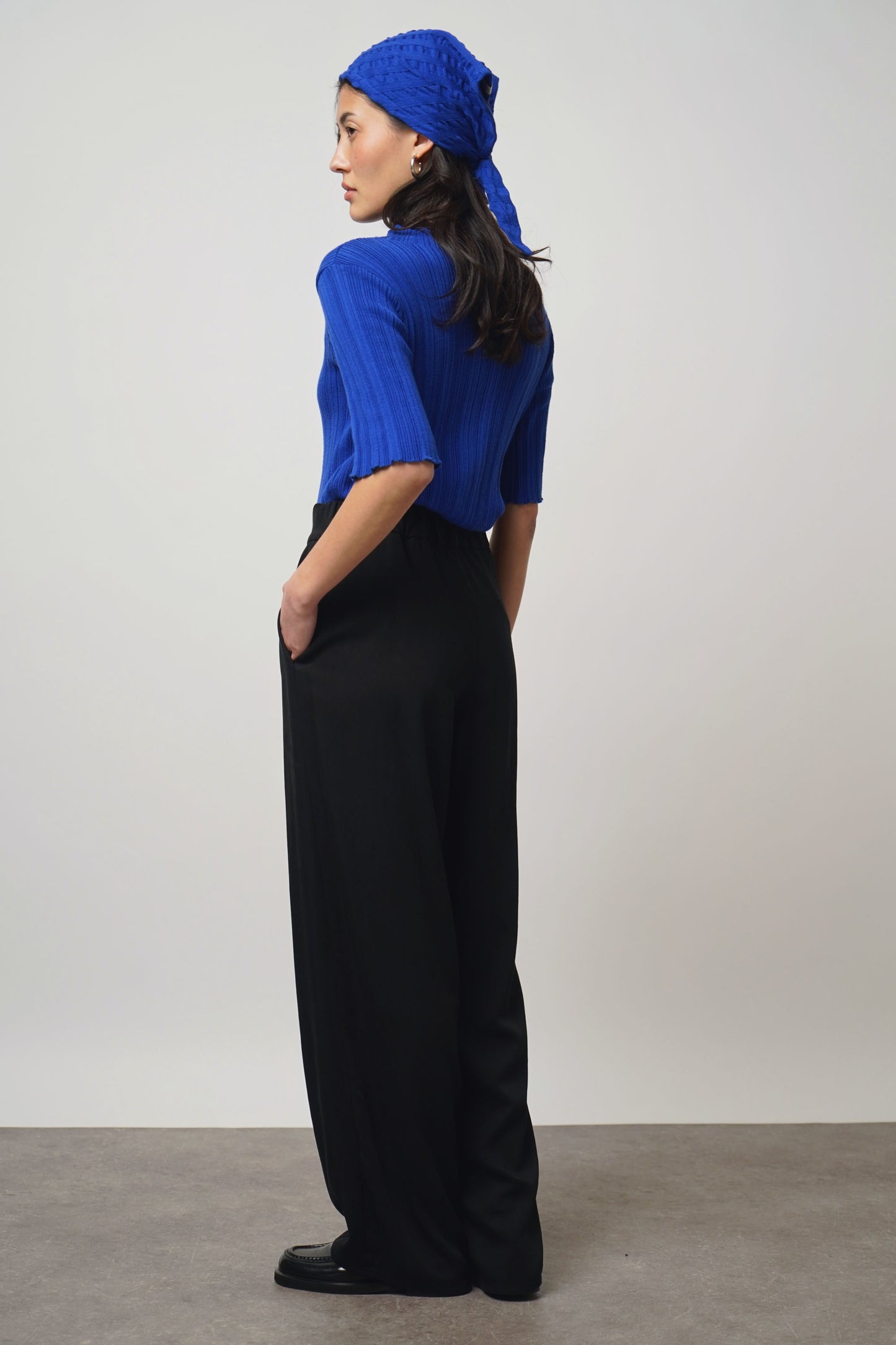 Pants pleats | black